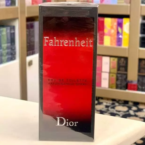 Dior Fahrenheit box is shown in the picture while doing a review of the perfume